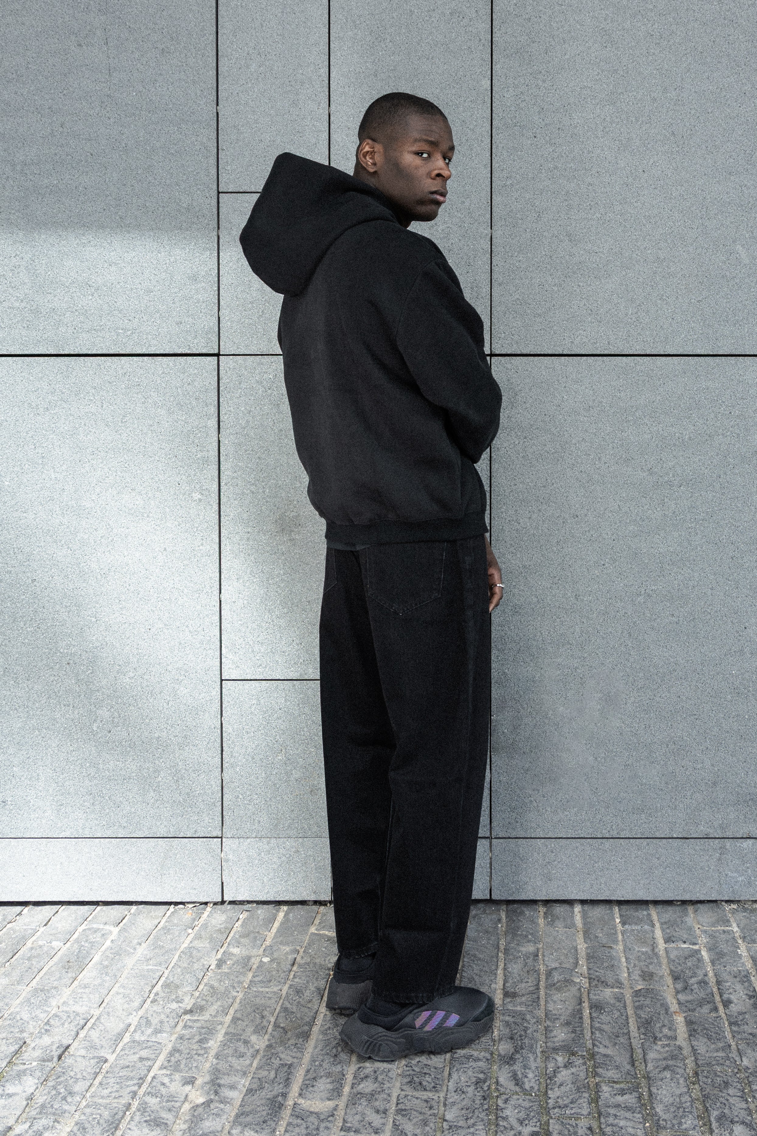 SWEAT À CAPUCHE NOIR