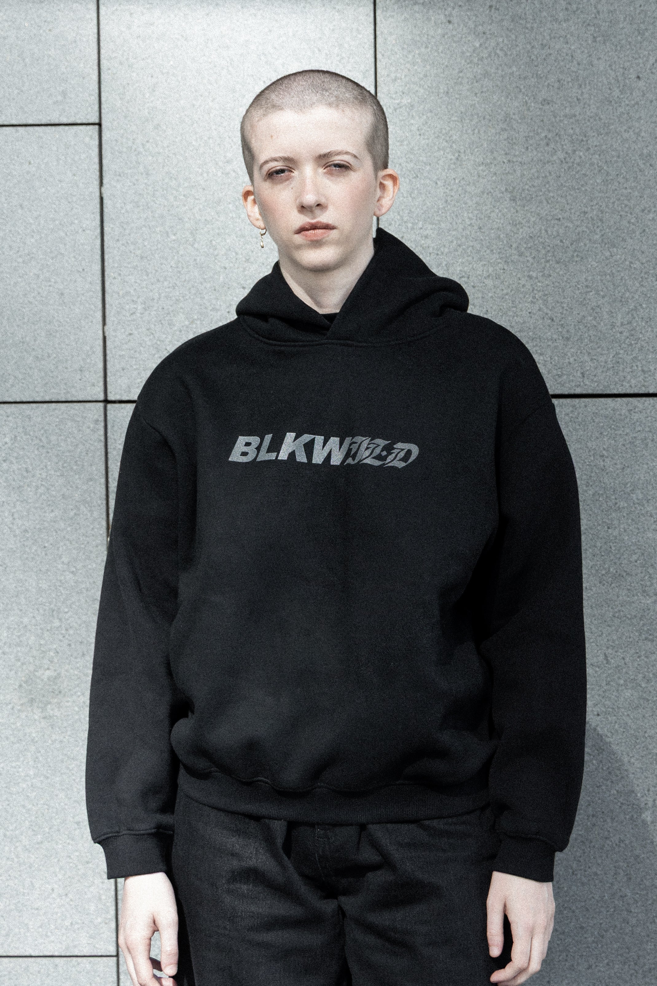 SWEAT À CAPUCHE NOIR